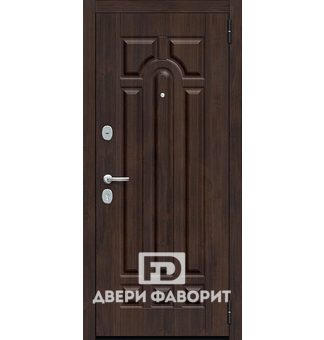 недорогая металлическая дверь с отделкой МДФ и окрасом нитроэмаль