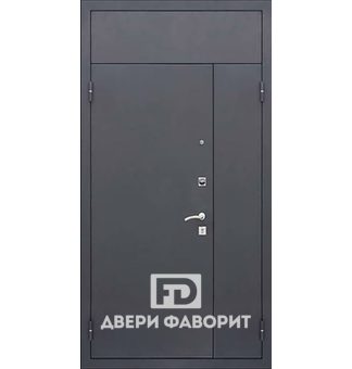 Двустворчатая дверь в тамбур с верхней вставкой