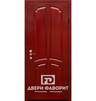 дверь железная уличная с филенчатым мдф красного оттенка