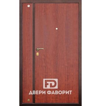 недорогая стальная дверь с боковой вставкой