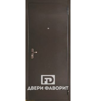 недорогая металлическая дверь с отделкой цинкогрунт